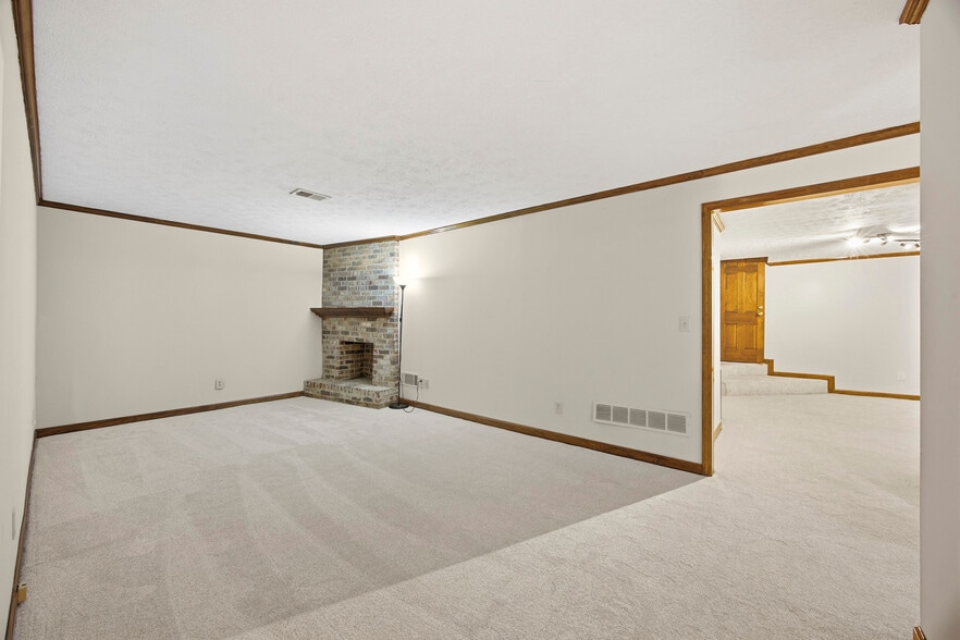 Building Photo - 943 Ferncliff Rd NE