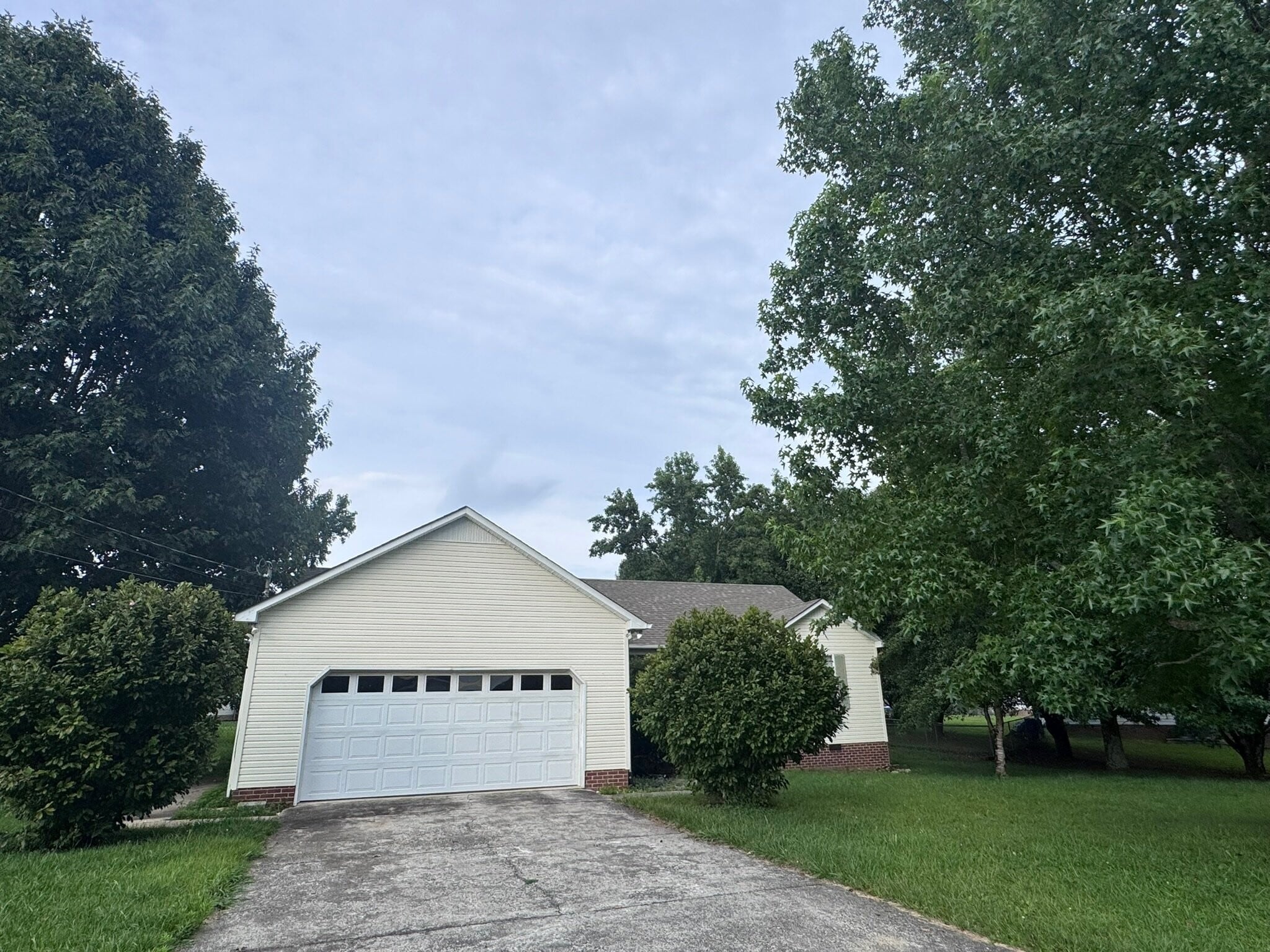 Building Photo - 204 Boone Dr