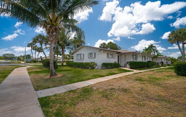 Building Photo - 2805 Crosley Dr E