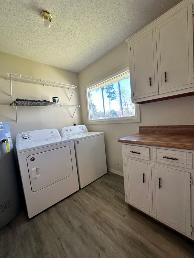 Building Photo - 3 Bed/2 Bath in Harlem, GA with Sunroom & ...