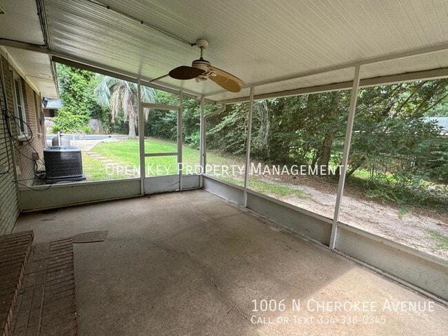 Building Photo - 1006 N Cherokee Ave