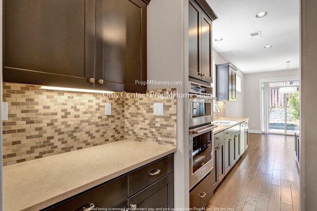 Building Photo - Discover Luxury Living with Exceptional Amenities at Arbor Oaks!