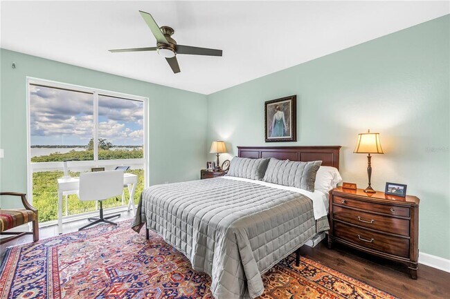 Building Photo - 4801 Osprey Dr S