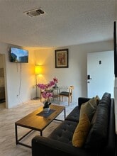 Building Photo - 605 Atkinson Ave