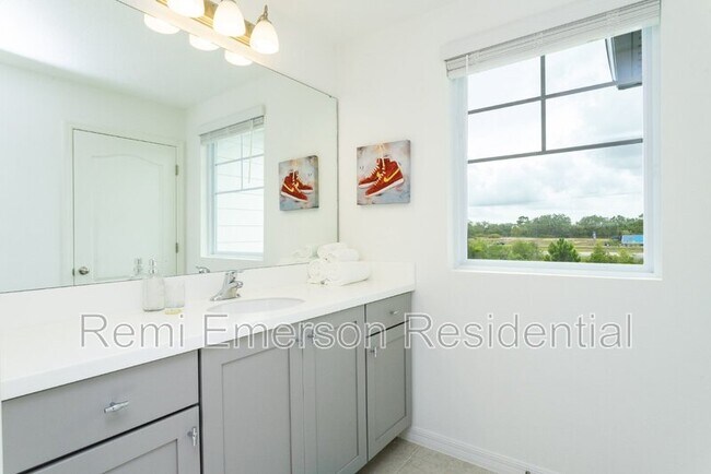Building Photo - 640 Benoi Dr