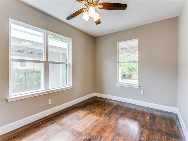 Building Photo - 8121 W Elizabeth Ln