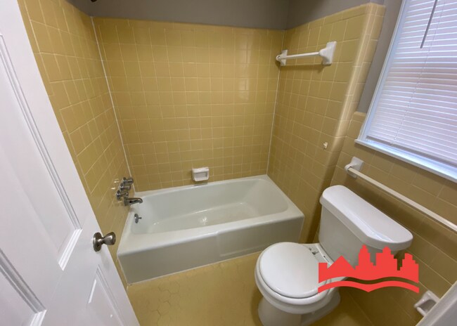 Building Photo - 3428 Emerald St