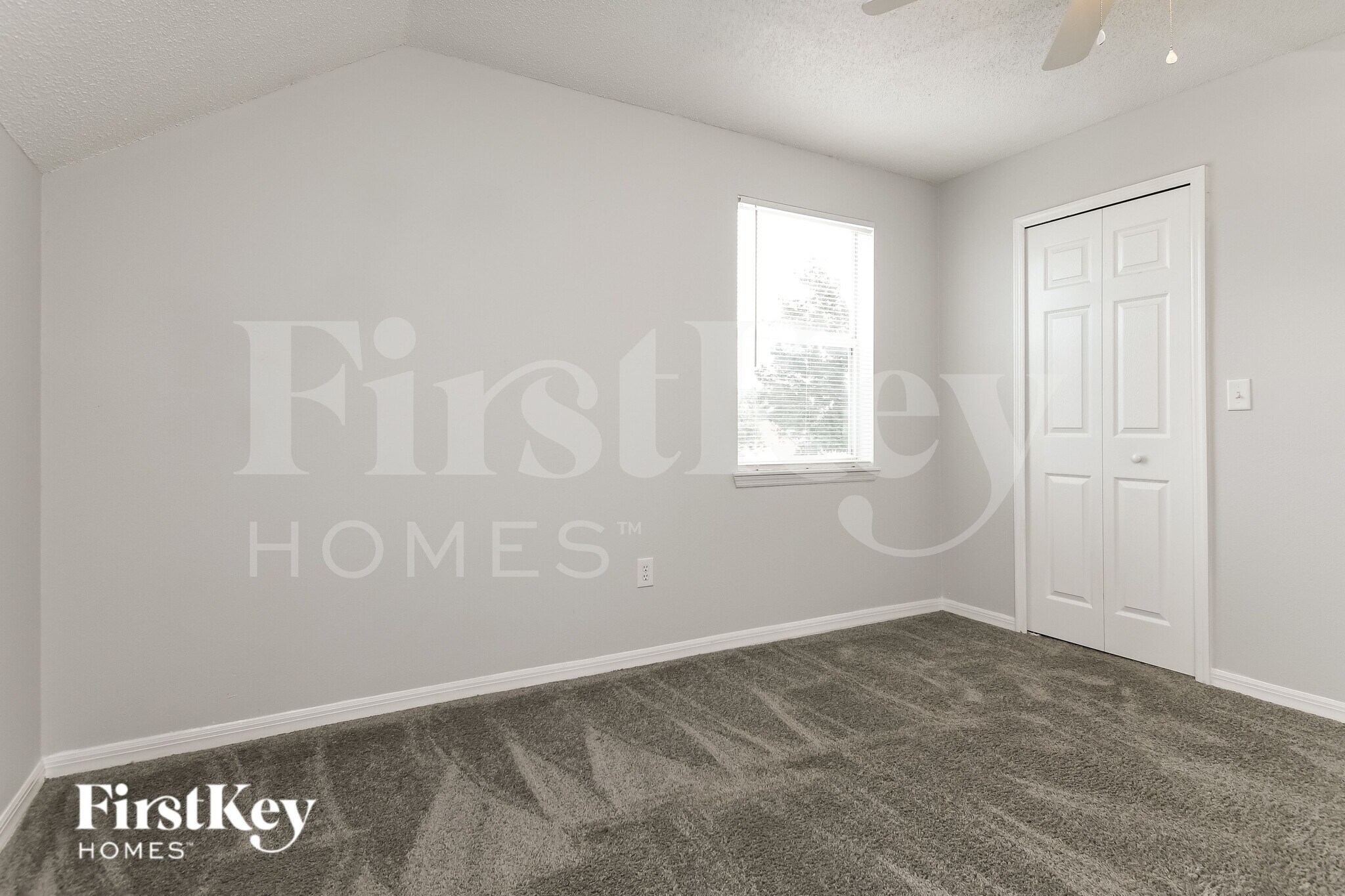 Building Photo - 3796 Huntwicke Blvd