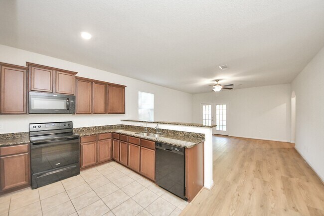 Building Photo - 9526 Opal Gates Dr