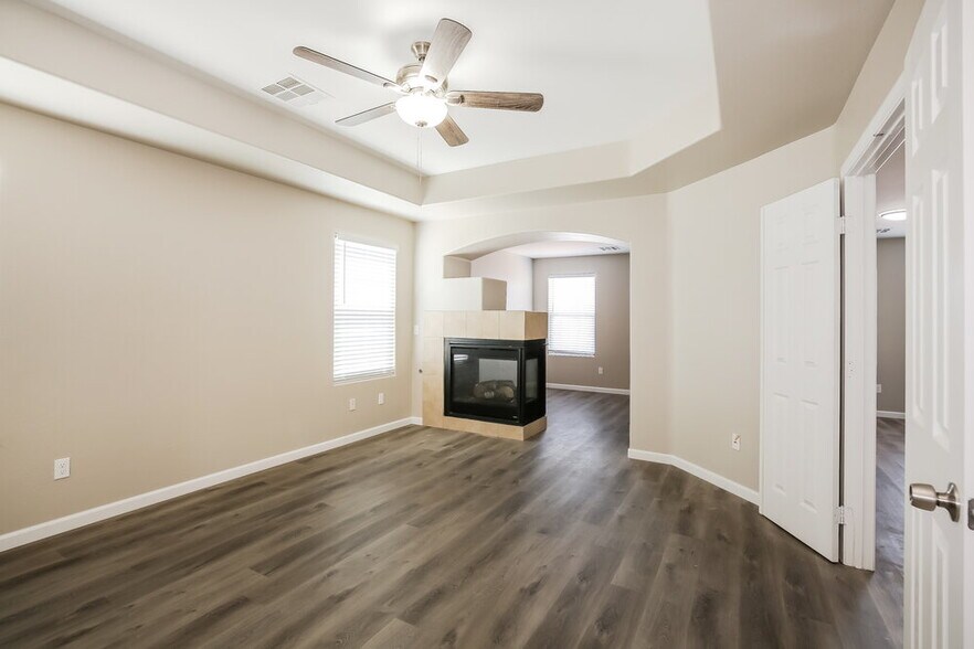 Building Photo - 4237 Telstar Ct