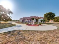 Building Photo - 127 Brushy Creek Trail