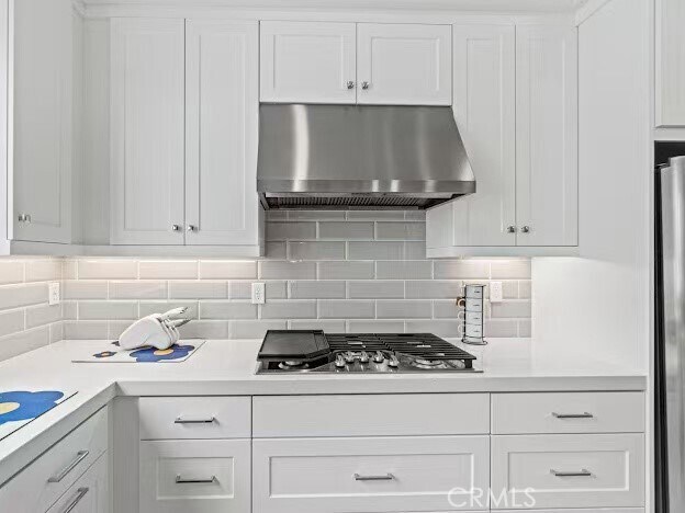 Building Photo - 352 Tank