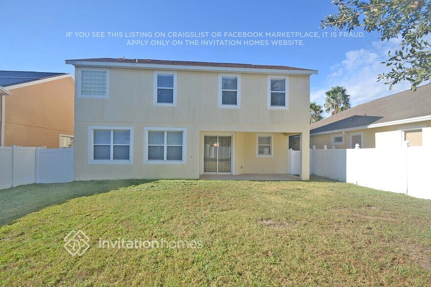 Building Photo - 4945 River Gem Ave