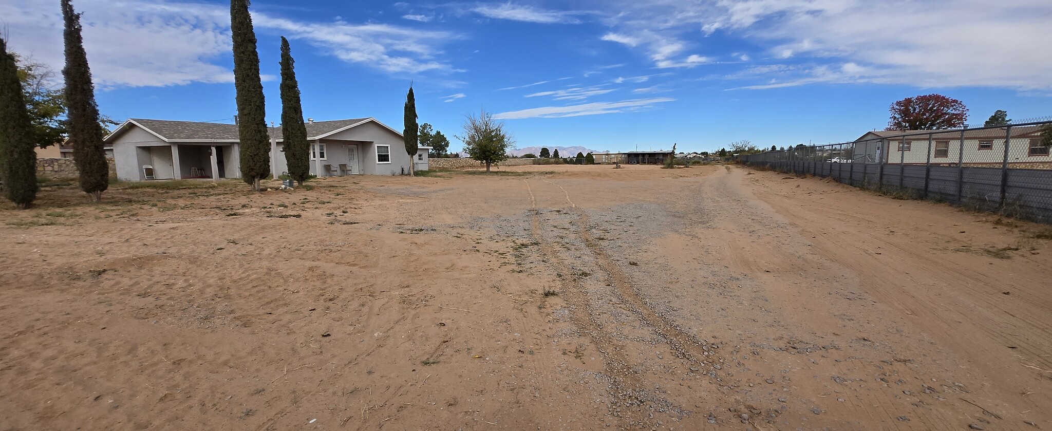 Building Photo - 348 Oasis Dr