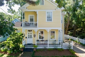 Building Photo - 311 Chatham St
