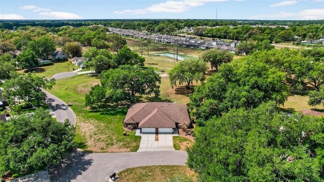 Building Photo - 6535 Brentwood Dr.