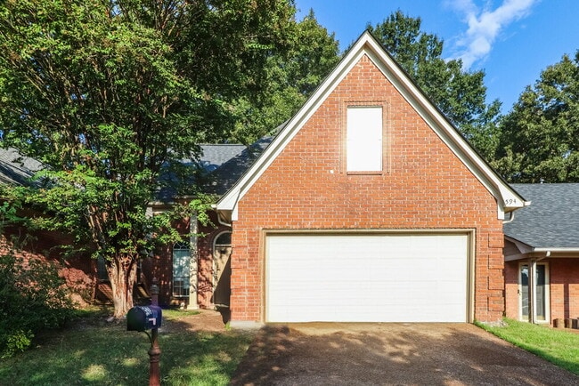 Building Photo - 594 E Ashley Glen Cir