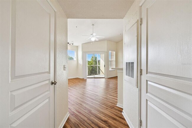 Building Photo - 5125 Palm Springs Blvd