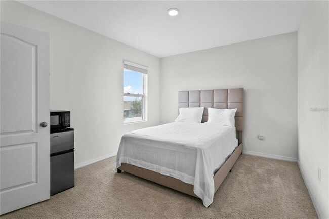 Building Photo - 1872 Rustic Falls Dr