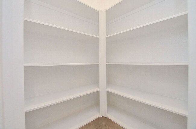 Building Photo - 130 W Coralburst Lp