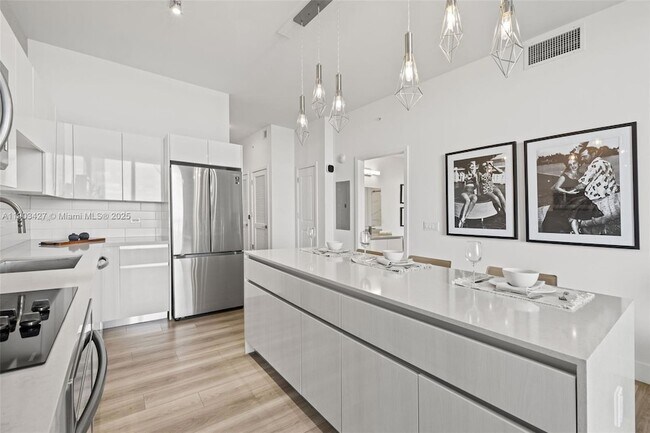 Building Photo - 101 Diplomat Pkwy