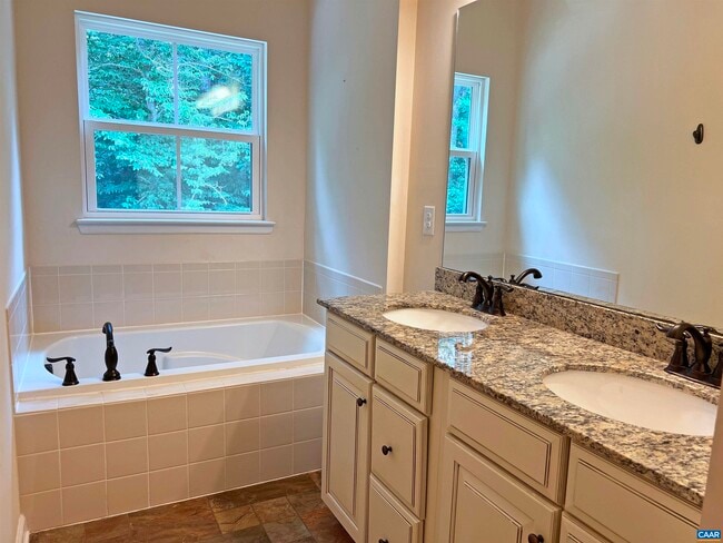 Building Photo - 2056 BethPage Ct