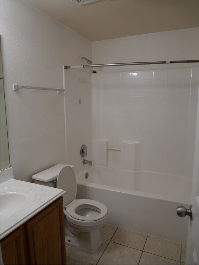 Building Photo - 6289 Wilcrest Dr