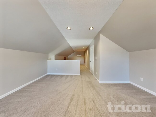 Building Photo - 15 Mossburg Ct