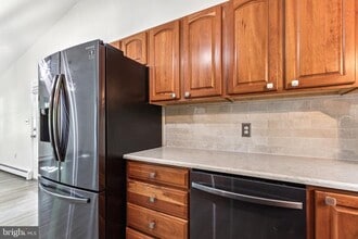 Building Photo - 1500 St Margarets Rd