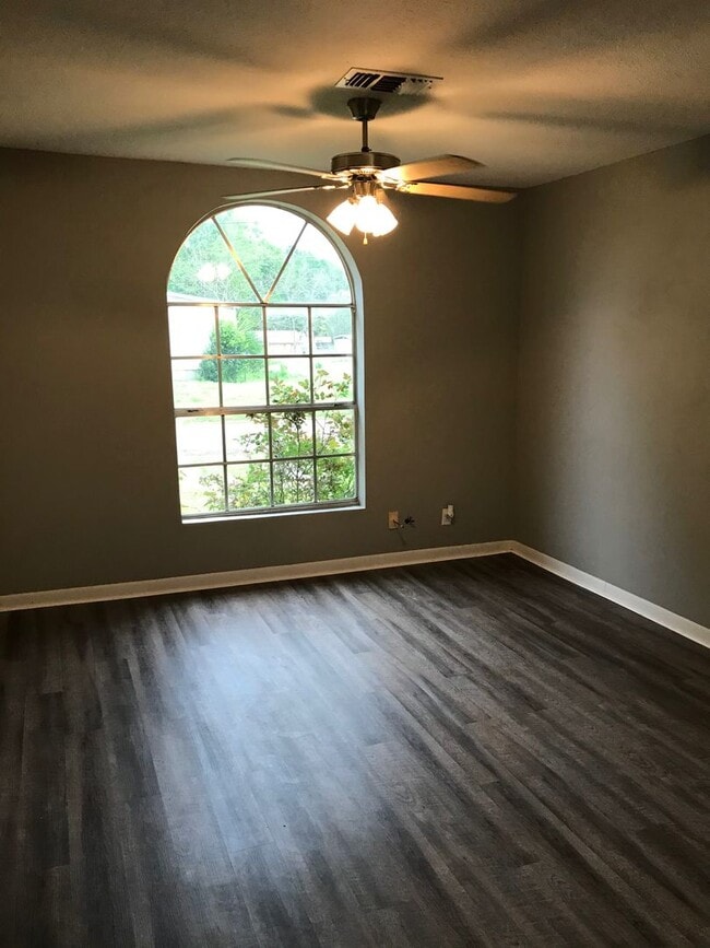 Building Photo - Available Soon!