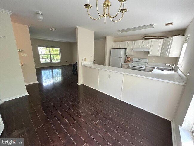 Building Photo - 10458 Damascus Park Ln