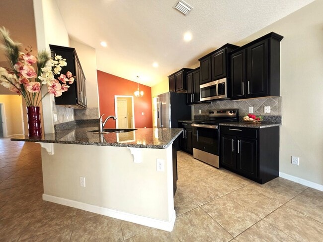 Building Photo - Vero Beach Rentals. Vero Beach Rent, LLC and Property Management Company