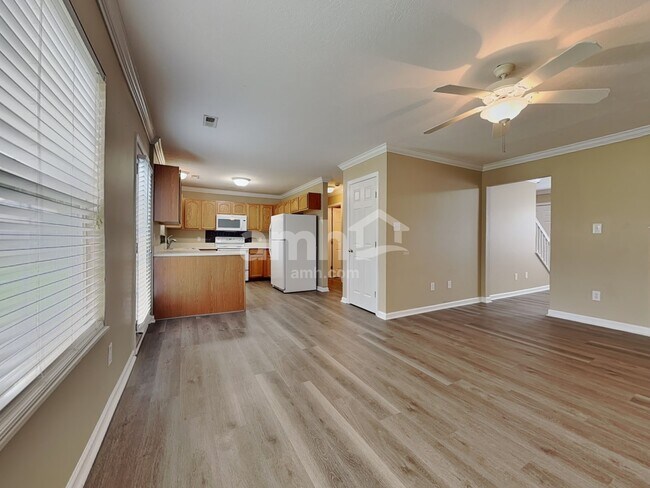 Building Photo - 2233 Cartmill Dr