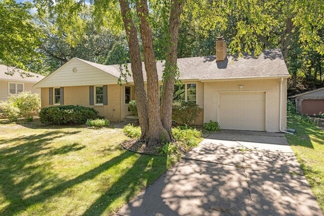 Building Photo - 4509 Laguna Dr