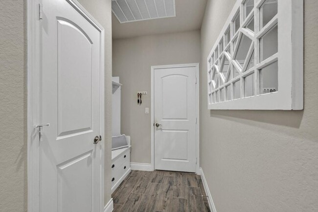 Building Photo - 2287 Gran Cielo Trl