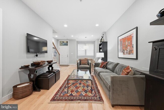 Building Photo - 751 P St NW