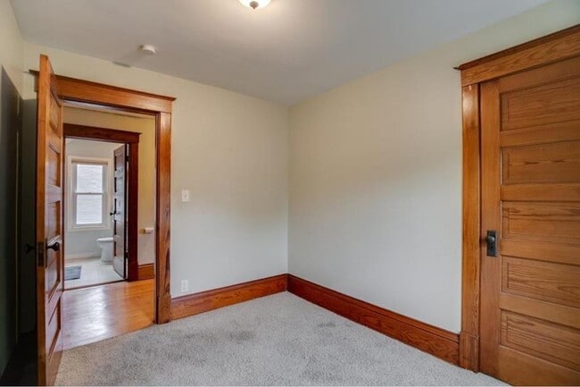 Building Photo - Charming 4 Bedroom/1.5 Bath Home for Rent