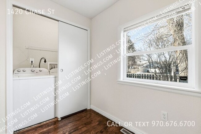 Building Photo - 1420 Chase St