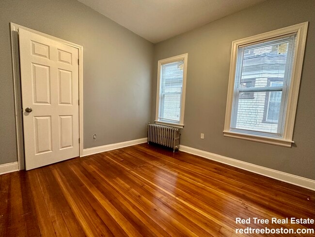 Building Photo - 14 Wolcott St