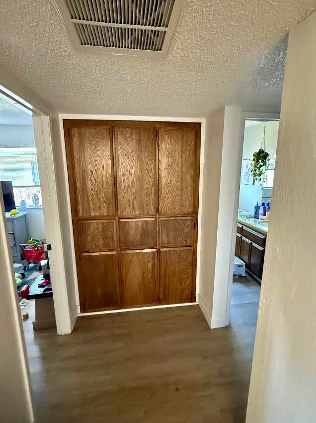 Building Photo - 8073 Treecrest Ave