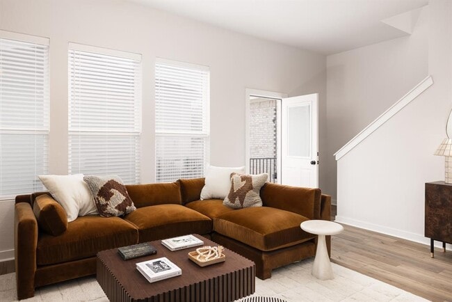 Building Photo - 8350 US-290