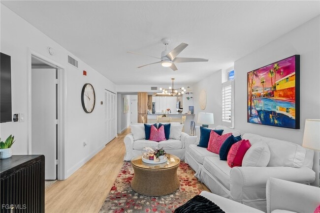 Building Photo - 9415 Gulf Shore Dr