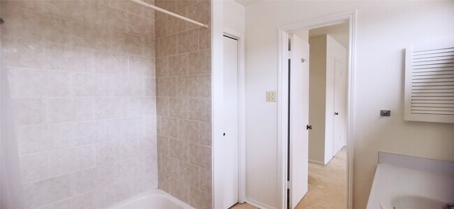 Building Photo - 8313 Augustine Dr