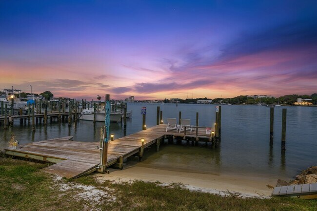 Building Photo - 334 Bluefish Dr