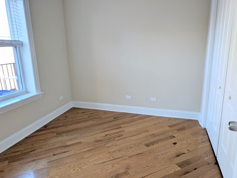 Building Photo - 4016 N Central Park Ave