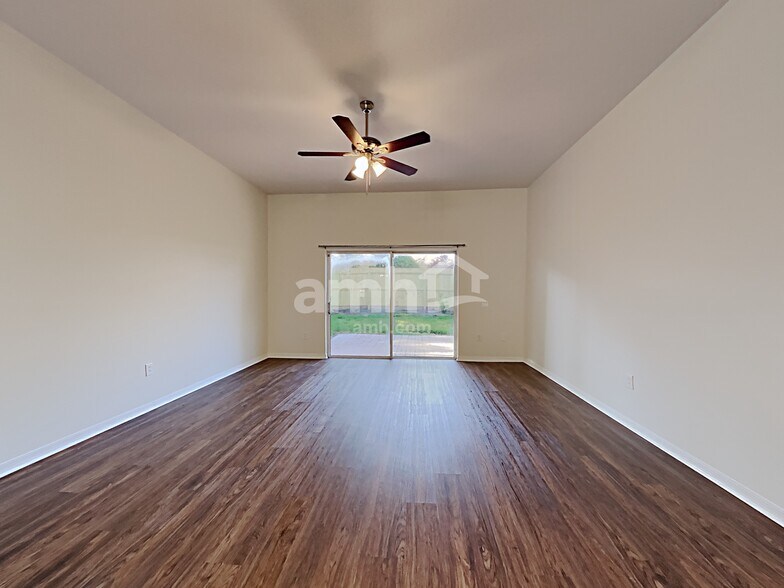 Building Photo - 3547 Kayla Cir