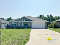 Building Photo - Stunning 3 Bedroom Home in Gulf Breeze
