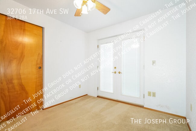 Building Photo - 32706 17th Ave SW