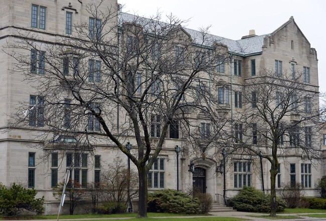 Building Photo - Residences at Library Park