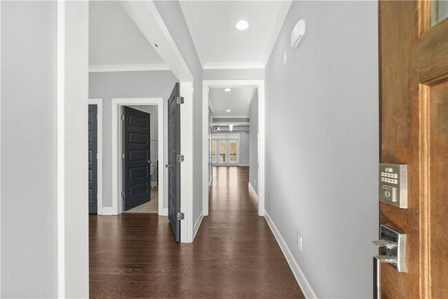 Building Photo - 2967 Silver Hill Terrace SE